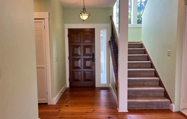 Gorgeous Marsh Views in Moss Creek!