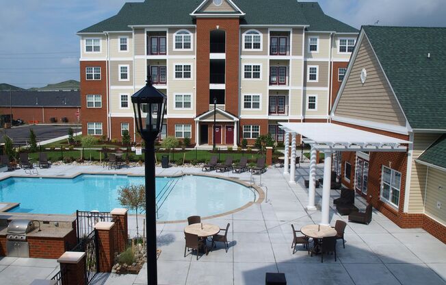 1 bed, 1 bath, $1,595, Unit 900-103