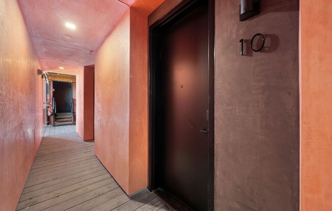 Studio, 1 bath, 353 sqft, $1,995, Unit Unit 10
