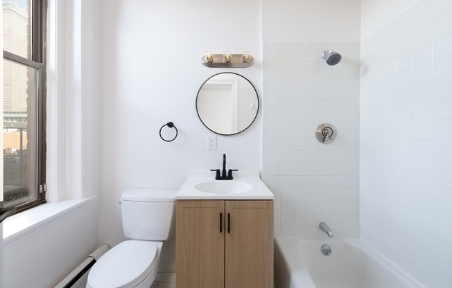 1 bed, 1 bath, 612 sqft, $3,200, Unit 4E