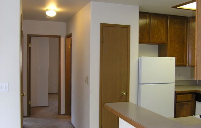 2 beds, 1 bath, 970 sqft, $1,400, Unit #D201