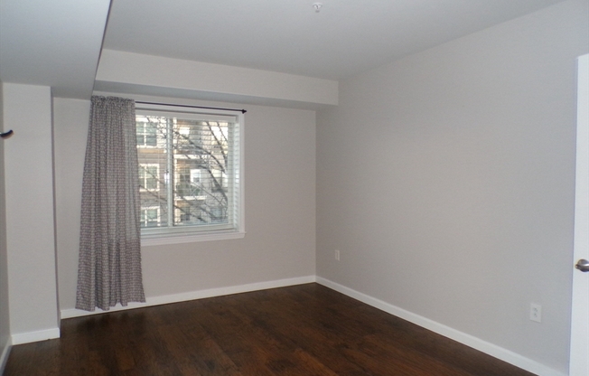 2 beds, 2 baths, 1,231 sqft, $3,100, Unit 214