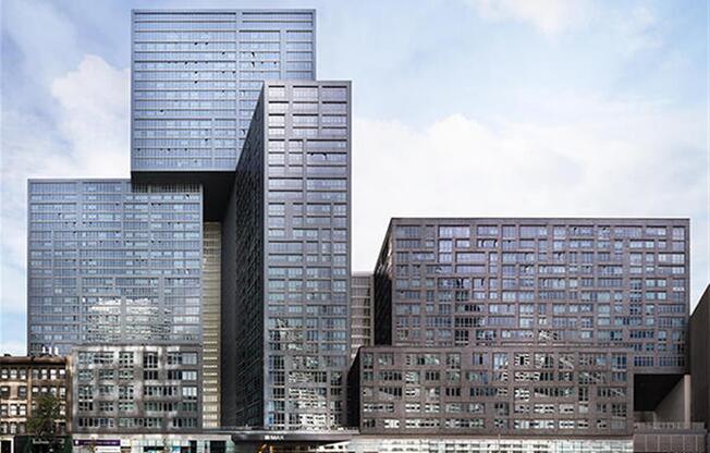 1 bed, 1 bath, $5,330, Unit 4210