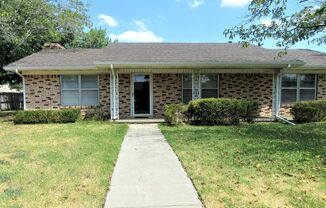 WHITESBORO TX 3/2/2 CHARMING HOME FOR LEASE!