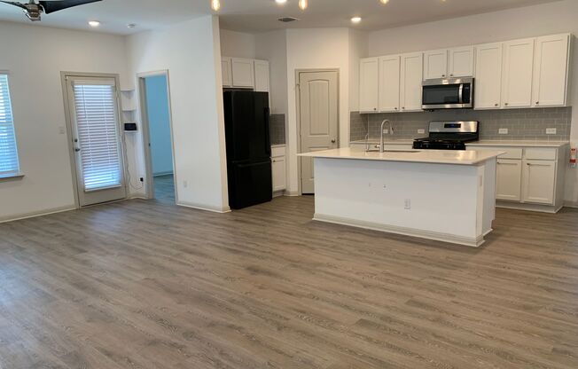 Lovely 3 Bed 2 bath home in Hutto