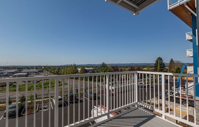 3 beds, 2 baths, 1,238 sqft, $3,300, Unit 412