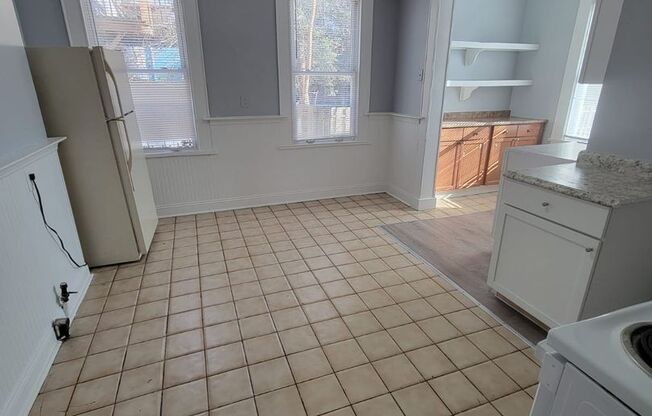 404 Edgewood