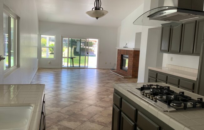 542 TRAILRIDGE DR