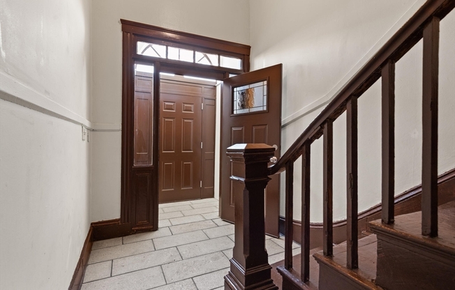 7 FORBES ST