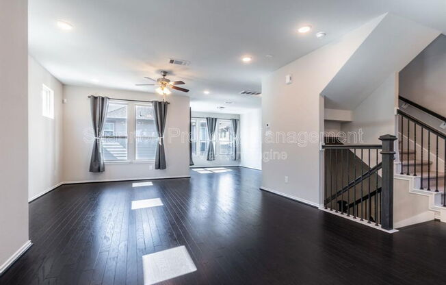 3108 ROSELAND TERRACE LN