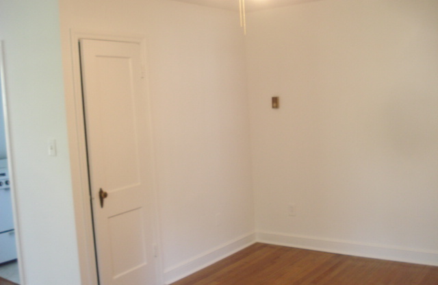 816 Greenwood Circle D&amp;G GROUP LLC