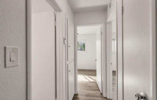 2 beds, 1 bath, 825 sqft, $1,650, Unit 5307-2