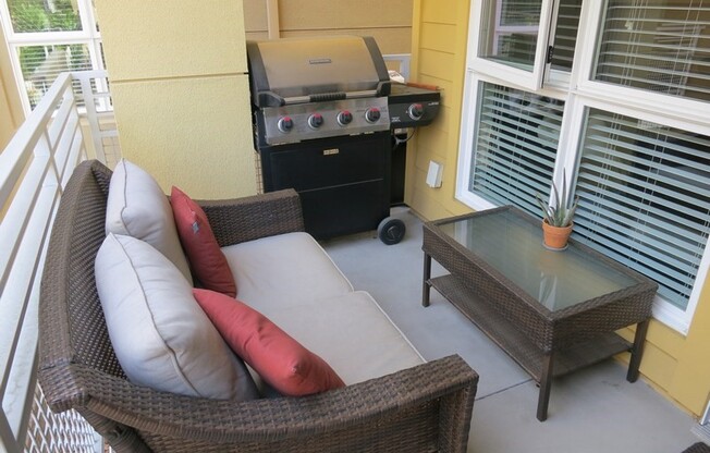 1 bed, 1 bath, 740 sqft, $2,900, Unit 326