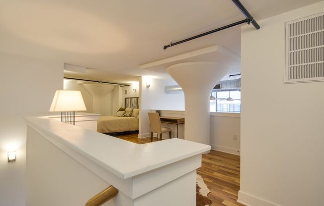 1 bed, 1 bath, 780 sqft, $2,631, Unit 2B