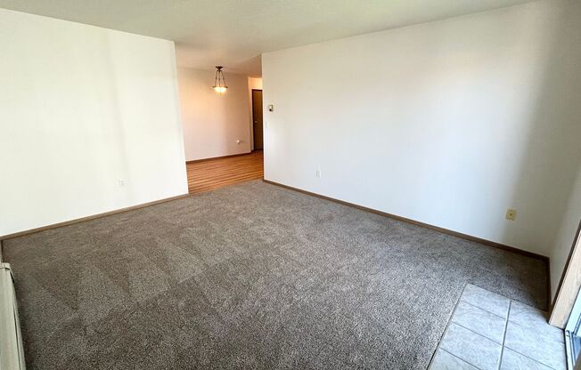 2 beds, 1 bath, 840 sqft, $865, Unit 1440-312