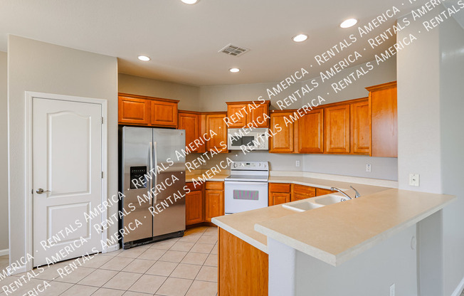 2218 N 135 DR