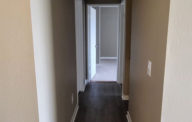 2 beds, 1.5 baths, 840 sqft, $2,395, Unit 644 - 03