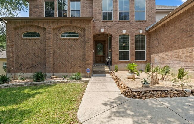 Stunning Home with Pool Now Available in the Coveted Hills of Sonoma Ranch Subdivision! - Realtor Commission: $1000 ($1500 if tenant moves in by July 1st, 2025)