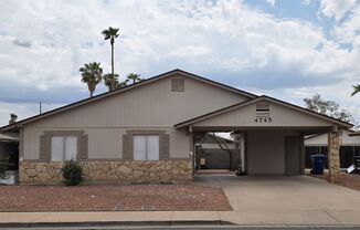 2 Bed 1 Bath Spacious Apartment in Mesa