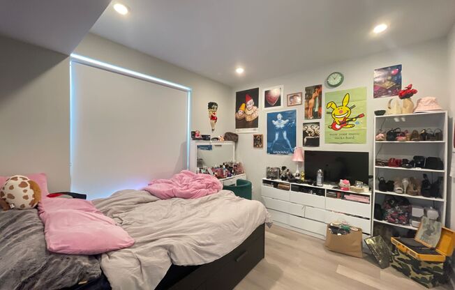 2 beds, 1 bath, 827 sqft, $1,595, Unit 306