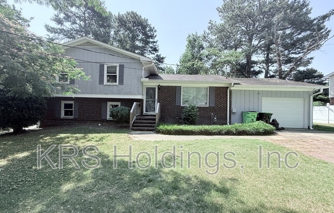 812 KNOLLWOOD DR