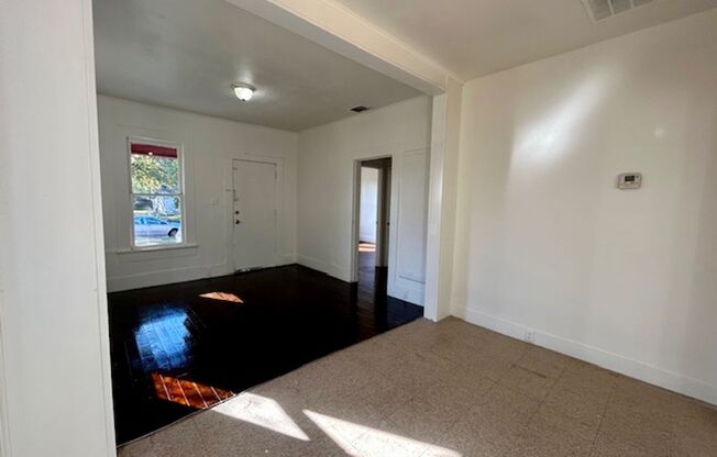 2 beds, 1 bath, $650