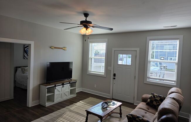 1117 Greenwood Alley