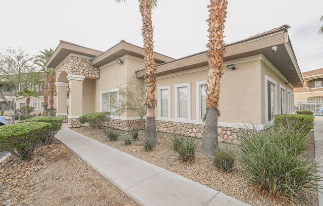 2 beds, 2 baths, $1,700
