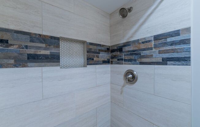 4 beds, 2 baths, 1,500 sqft, $1,995, Unit 712HCO