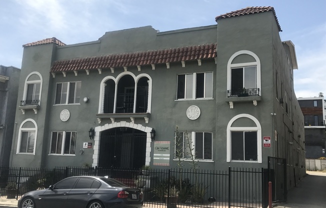 965 N Vendome Street NEW