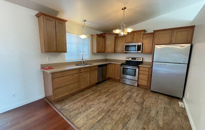 $500 off November Rent! West Greeley, 4 Bed/3 Bath Home with Fenced Yard & 2 Car Garage