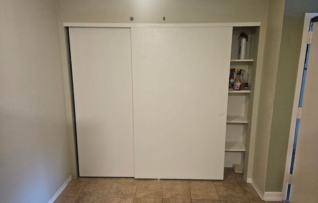 Beautiful 3 Bedroom 2 Bathroom Unit