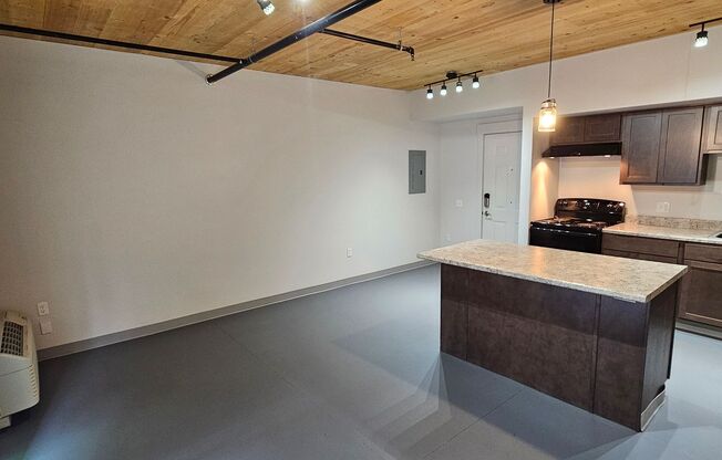 1 bed, 1 bath, $1,210, Unit CPC-A111