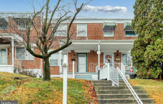 1608 INVERNESS AVE