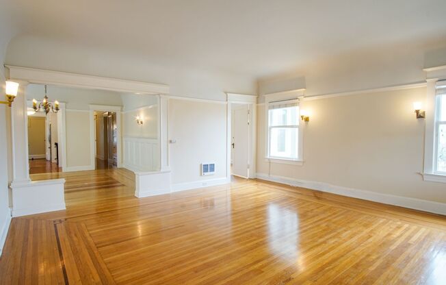 Incredible 1,441 SQ FT 3 Bed on National Register of Historic Places! Winter Special!