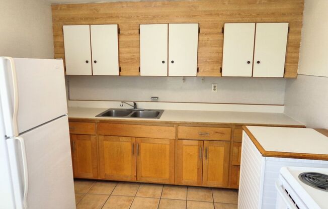 2 beds, 1 bath, 750 sqft, $1,250, Unit #2