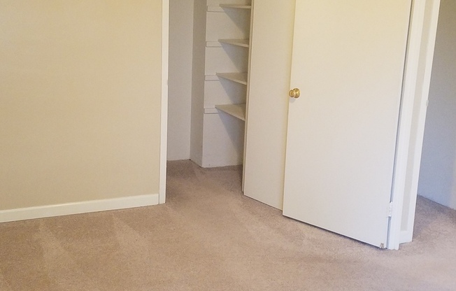 1 bed, 1 bath, 589 sqft, $1,400, Unit 207