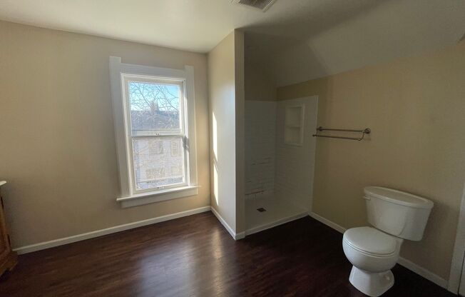 8712-8714 W Mitchell St