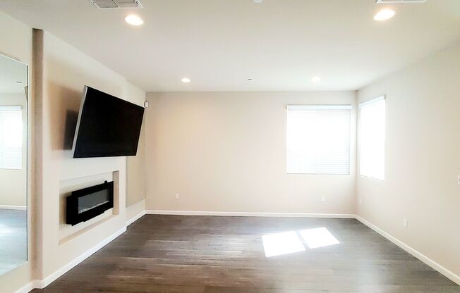 Luxury 4 bedroom 3 bath townhouse at The Montage