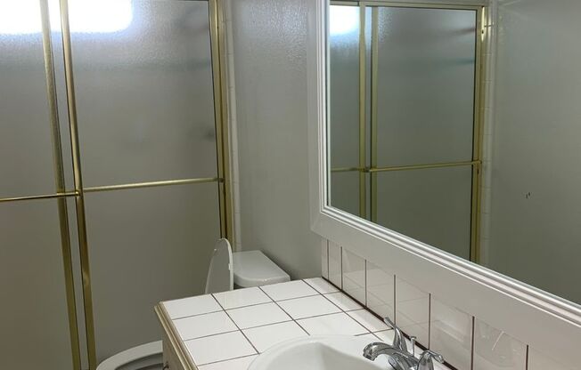 2 beds, 2 baths, 1,006 sqft, $875, Unit 62