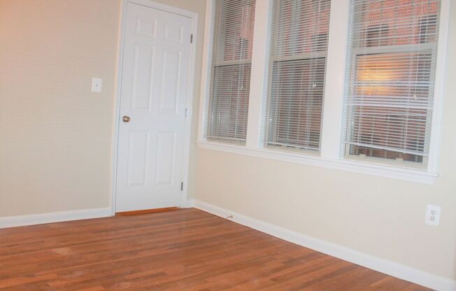 1 bed, 1 bath, 440 sqft, $2,100, Unit 105