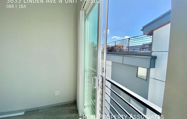 3633 Linden Ave N