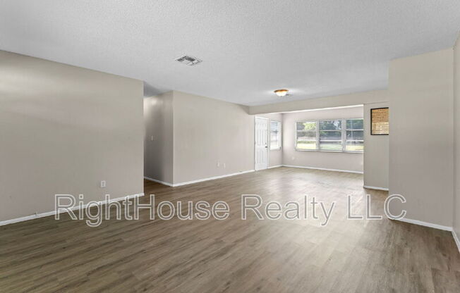 4584 Kirkland Blvd