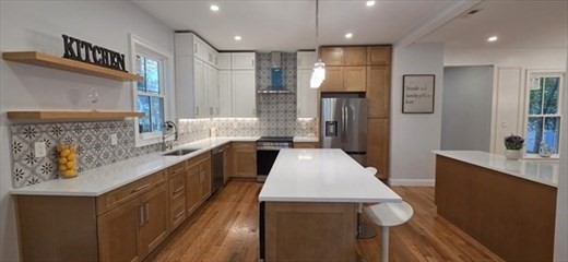 4 beds, 2.5 baths, 2,955 sqft, $6,000