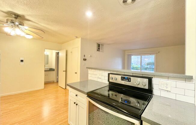 1 bed, 1 bath, 600 sqft, $1,795, Unit 102