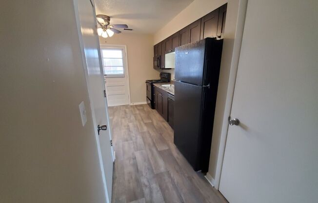 2 beds, 1.5 baths, 920 sqft, $865, Unit 712-29