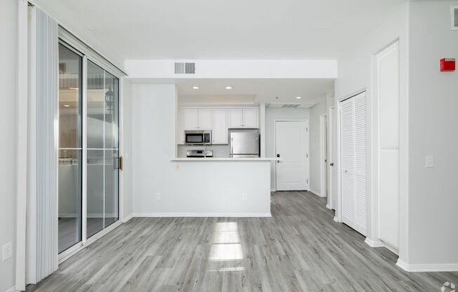 Studio, 1 bath, 600 sqft, $2,198, Unit 310a