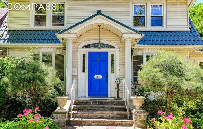 94 HART BLVD