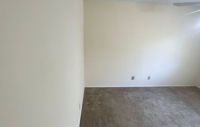 2 beds, 1.5 baths, 1,050 sqft, $1,150, Unit #84