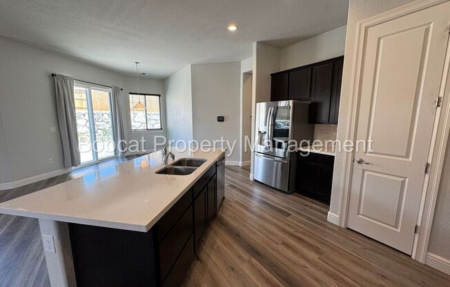 925 CRANFIELD CT